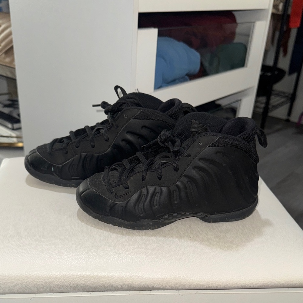 Kids All-Black Foamposite Sneakers